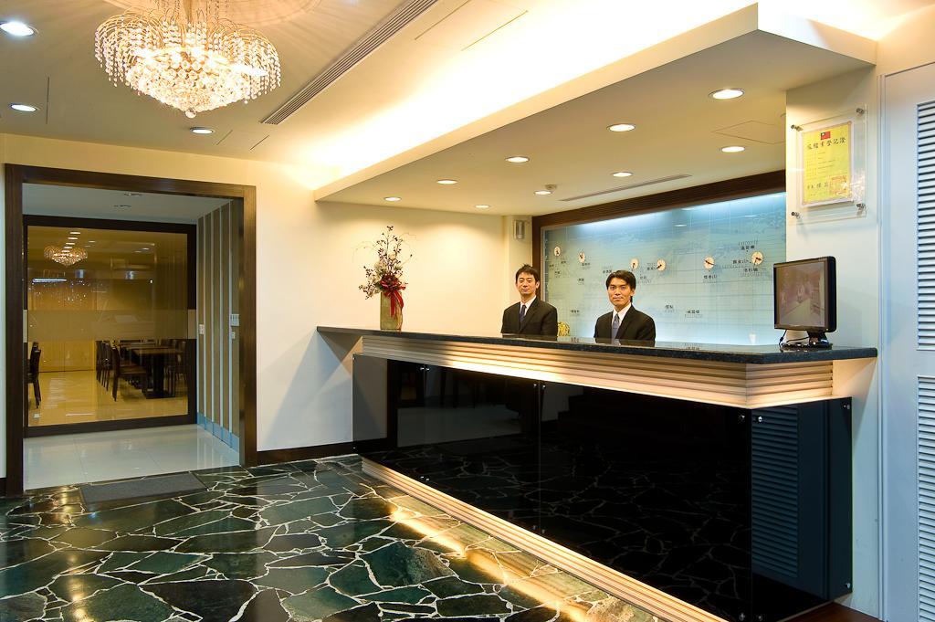 Hotel Skoal Kaohsiung Extérieur photo